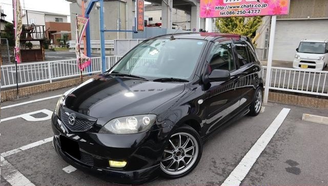 Mazda Demio Black 2004
