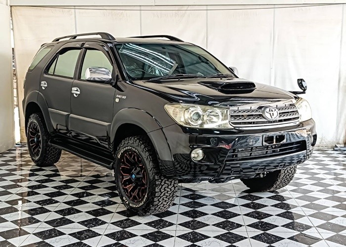 TOYOTA FORTUNER 3.0 4WD 2009